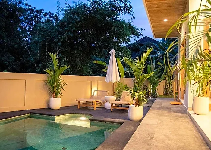 Jungle- Amazing View+3bdr+canggu+pool+ps5! *
